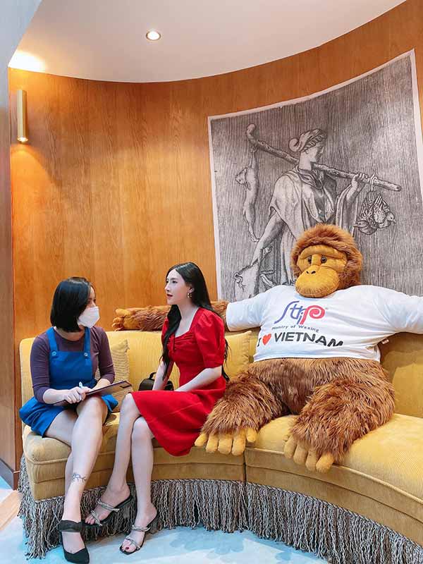 cách wax lông bằng sáp nóng tại Strip Vietnam