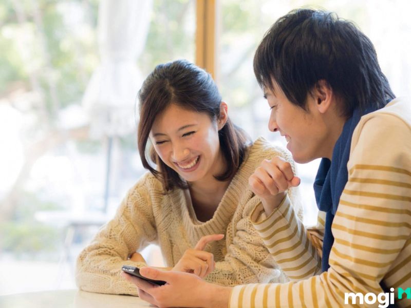 Nốt ruồi ngón tay giữa
