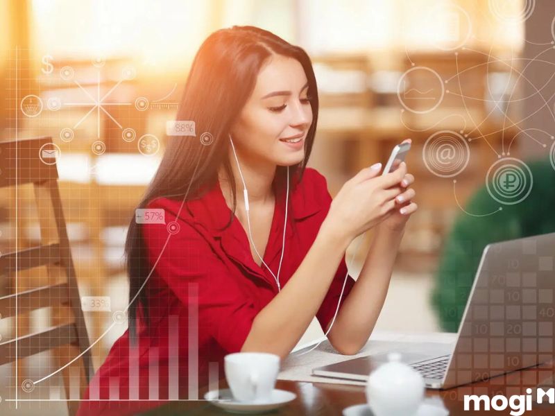 Nốt ruồi ngón tay giữa ở nữ