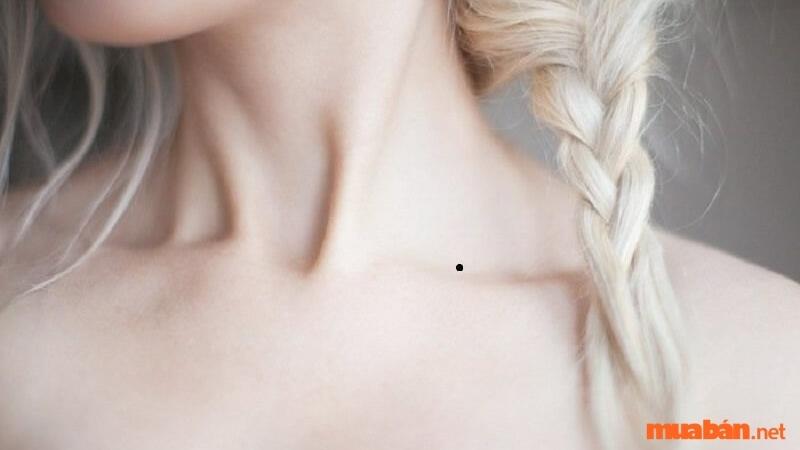 Ý nghĩa nốt ruồi ở đầu bả vai