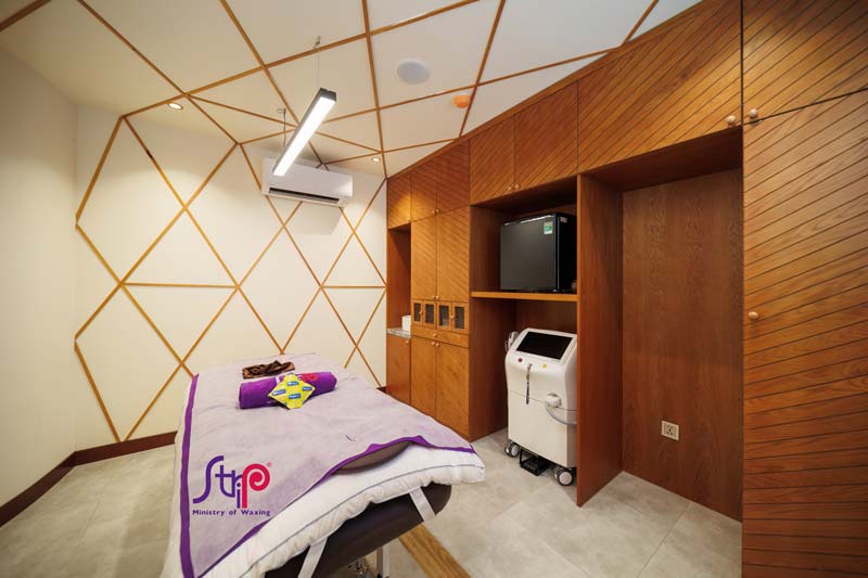Phòng Wax với không gian riêng tư tại Strip Vietnam