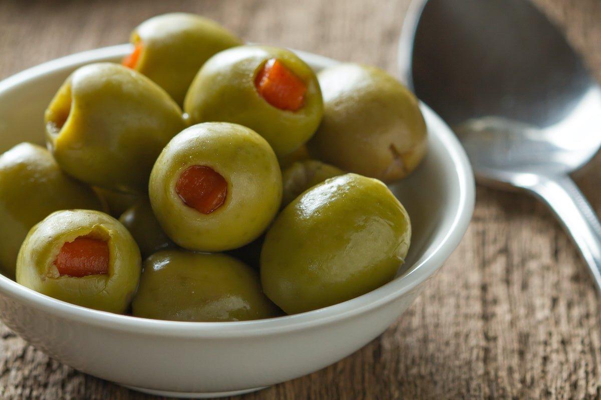 are garlic olives good for you