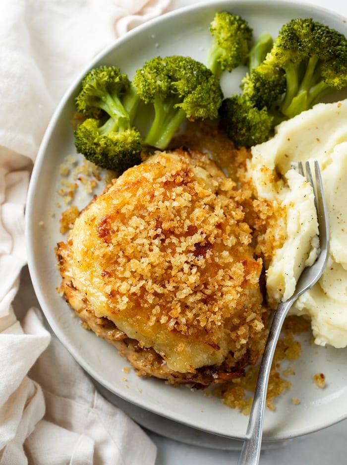 calories in longhorn parmesan crusted chicken