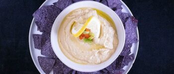 Is Hummus Keto? (How to make it work on a low-carb diet)