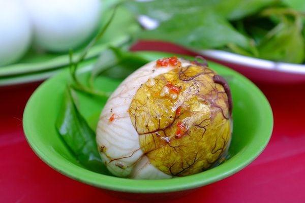 trứng vịt lộn luộc bao nhiêu phút